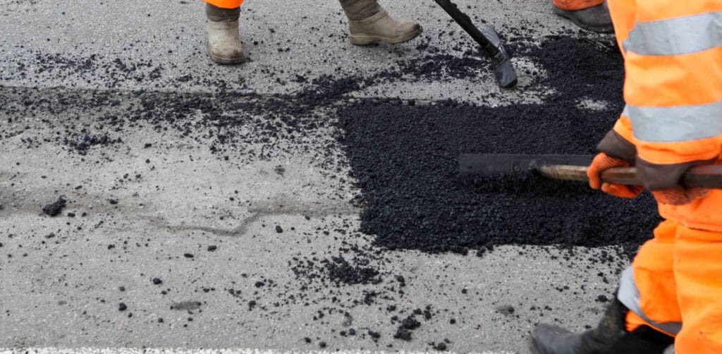 PATCHING & POTHOLE REPAIRS