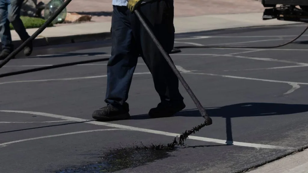 asphalt sealcoating services in progress